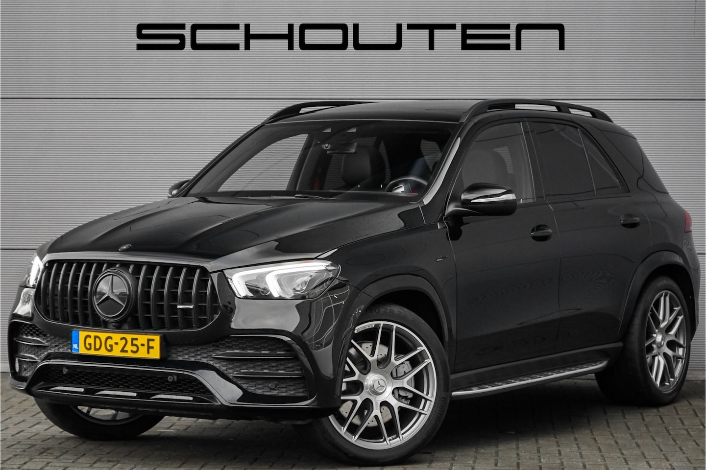 Mercedes-Benz GLE-Klasse - AMG 53 4MATIC+ Premium+ Night Pano HUD Luchtvering Trekhaak Stuurwielverw - AutoWereld.nl
