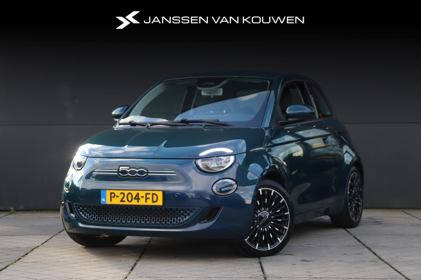 Fiat 500 - Icon 42 kWh / 17'' / Navi / PDC - AutoWereld.nl