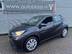 Toyota Aygo X - 1.0 VVT-i MT Play