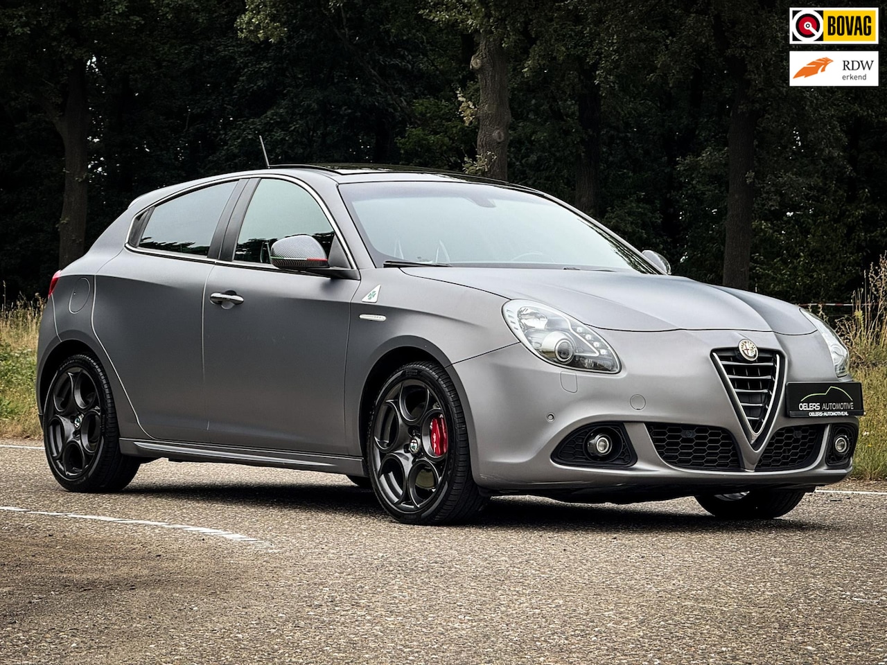 Alfa Romeo Giulietta - 1.7 TBi Quadrifoglio Verde | Matt grijs | Bose | Panorama | Leder / alcantara | Navi | Cli - AutoWereld.nl
