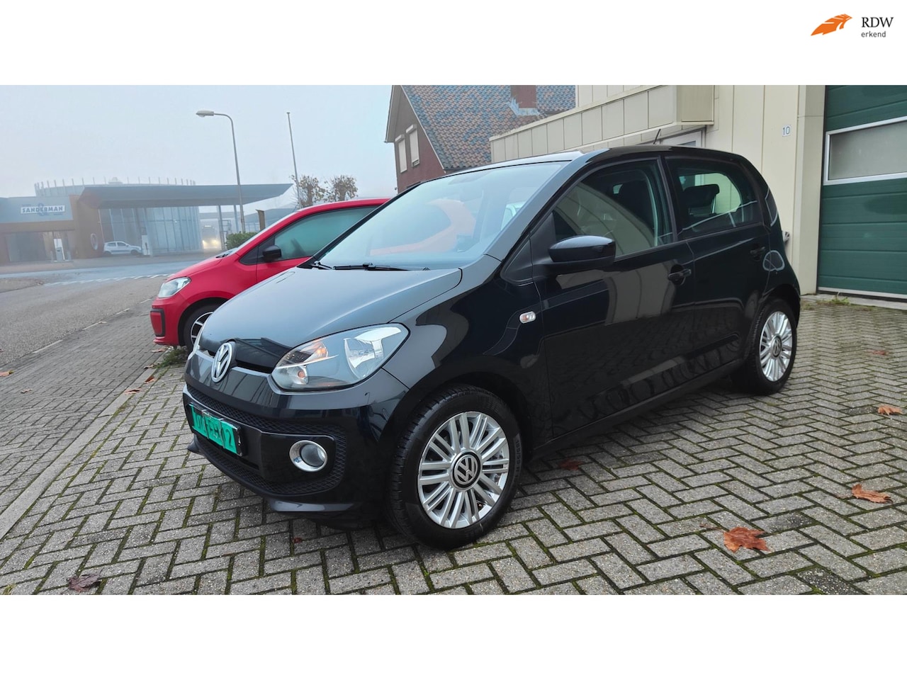 Volkswagen Up! - 1.0 high up! BlueMotion 1.0 high up! BlueMotion - AutoWereld.nl