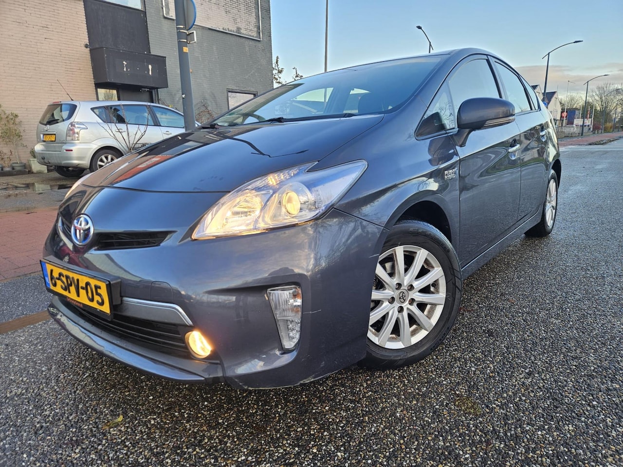 Toyota Prius - 1.8 Plug-in Aspiration GARANTIE - AutoWereld.nl