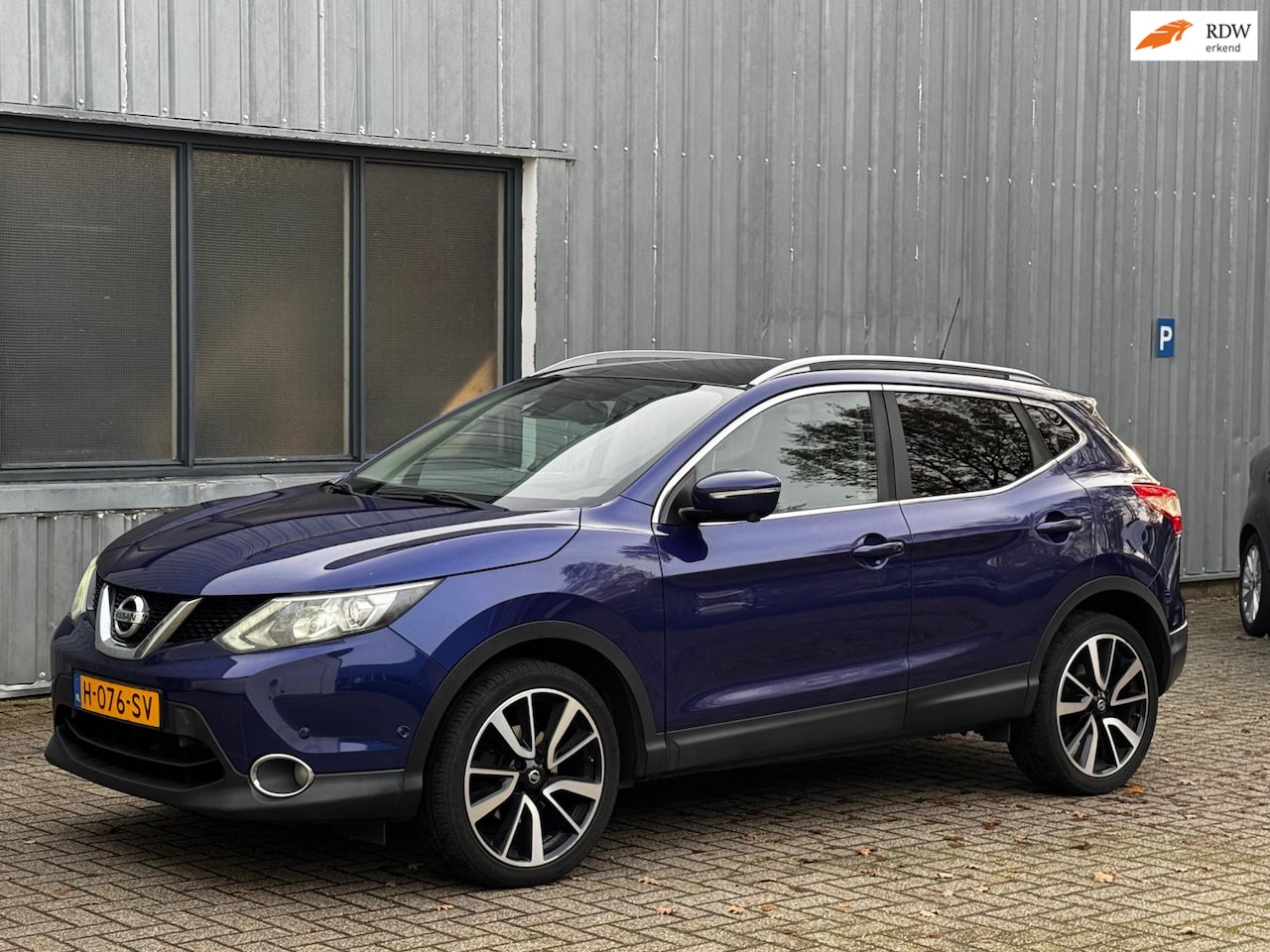 Nissan Qashqai - 1.2 Tekna / Panorama / 360CAM / Lederen bekl - AutoWereld.nl