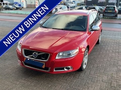 Volvo V70 - 2.0T Automaat R-Edition Airco Cr-Control Trekh Youngtimer