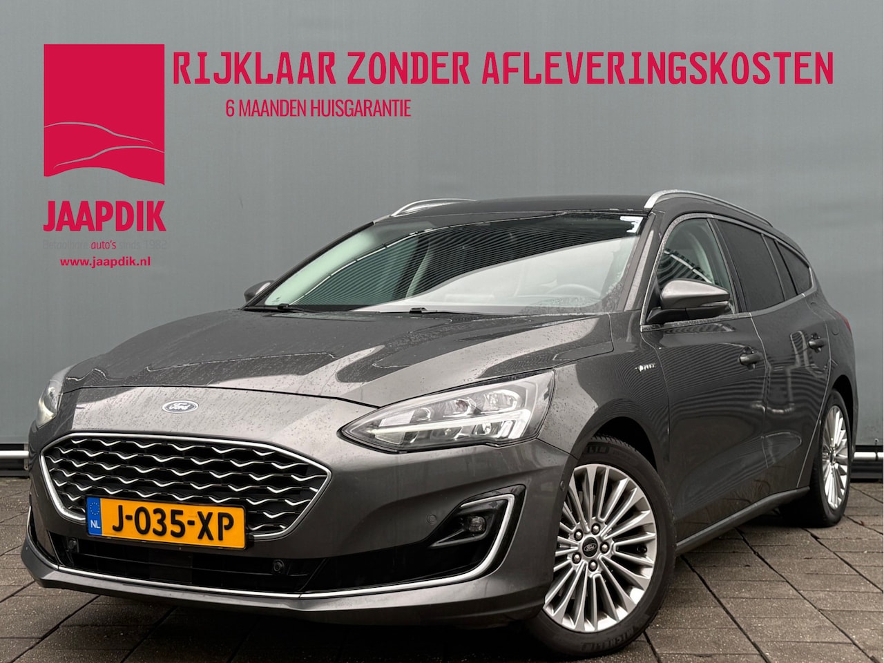 Ford Focus Wagon - BWJ 11-2020 | 1.5T 150PK Vignale AUTOMAAT | LEER | PANO DAK | TREKHAAK | CAMERA | CLIMA | - AutoWereld.nl