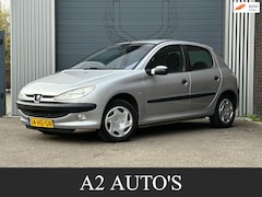 Peugeot 206 - 1.6-16V Gentry