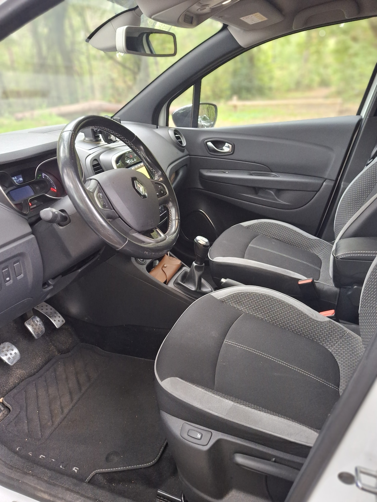 Renault Captur - 0.9 TCe Intens - AutoWereld.nl