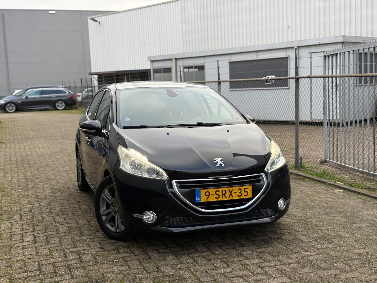 Peugeot 208 - 1.6 VTi Allure 5D (bj Dec-2013) PANO|1E EIG|CLIMA|115000 KM NAP - AutoWereld.nl
