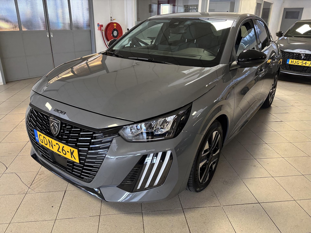 Peugeot 208 - 1.2 Hybrid 100 e-DCS6 Allure - AutoWereld.nl