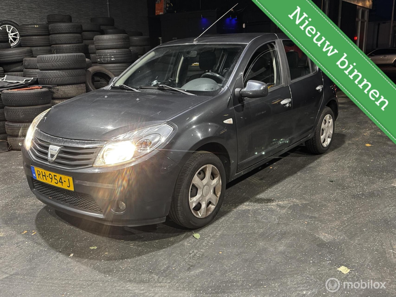 Dacia Sandero - 1.4 Lauréate 1.4 Lauréate - AutoWereld.nl