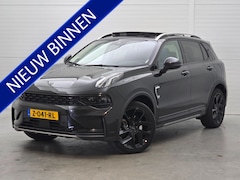 Lynk & Co 01 - 1.5 Black Edition | Panodak | Adaptive Cruise | Camera | CarPlay | Stoelverwarming |