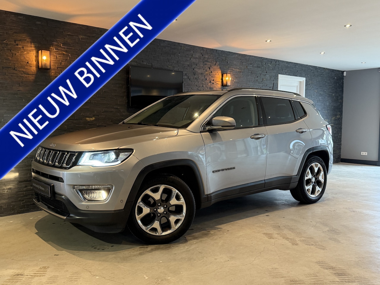 Jeep Compass - 1.4 MultiAir Limited Bj: 2019 / Panoramadak - AutoWereld.nl