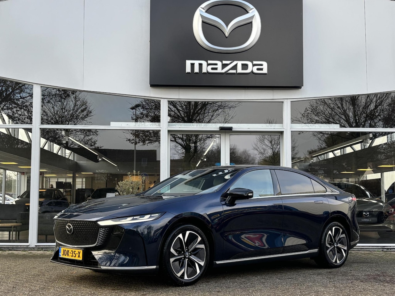 Mazda 6e - Takumi 68.8 kWh Demo Aanbieding / Zakelijk 17% bijtelling - AutoWereld.nl