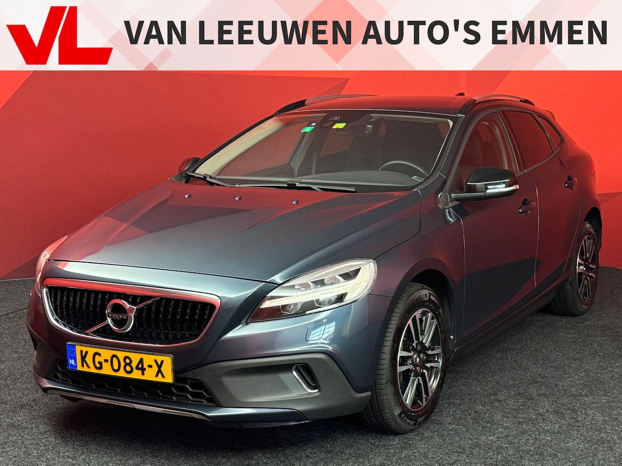 Volvo V40 Cross Country - 1.5 T3 Nordic+ | Automaat | Cruise control | Electronic climate controle - AutoWereld.nl