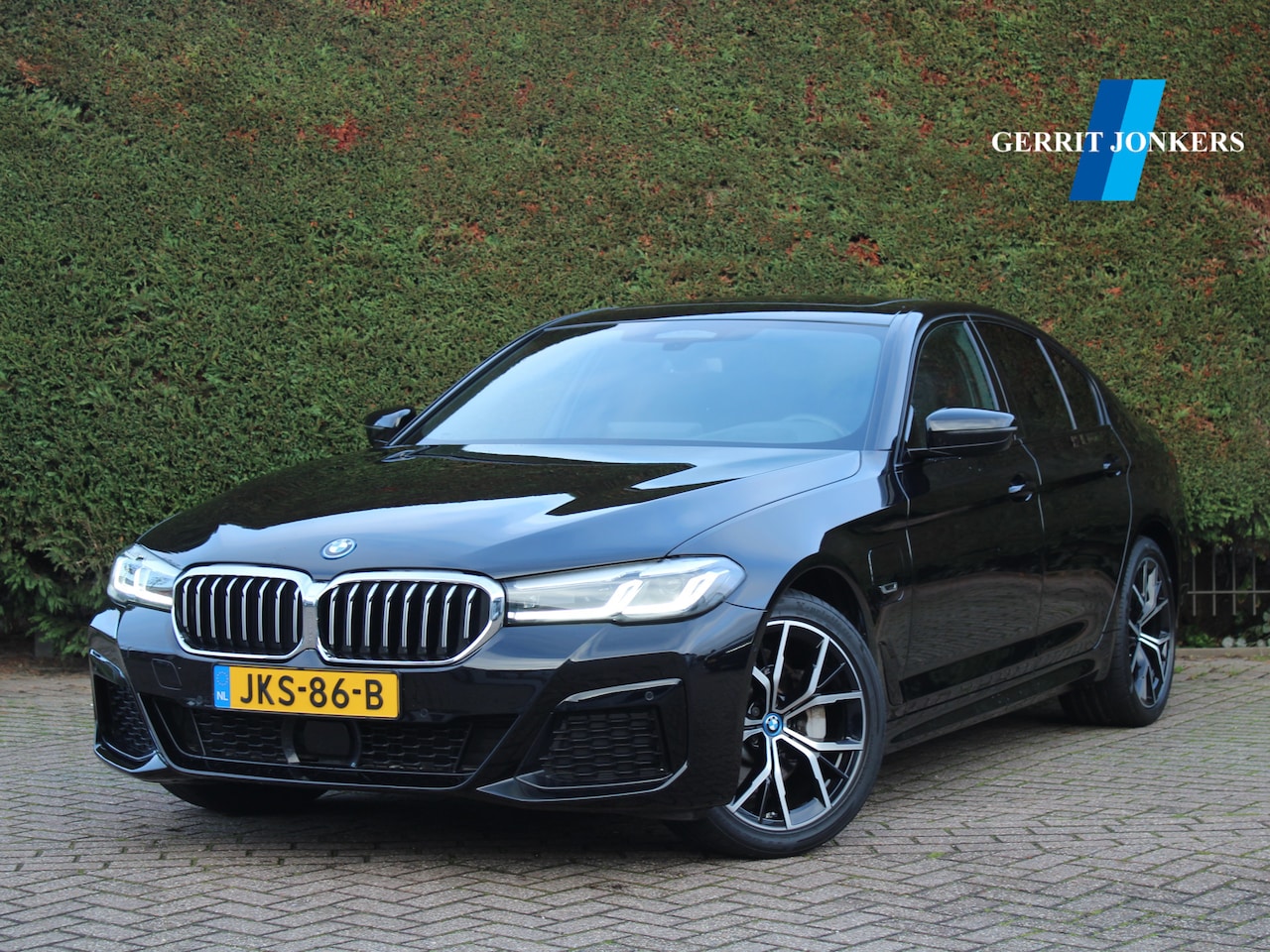 BMW 5-serie - 530e Business Edition Plus M Sport | Schuifdak | ACC | Harman Kardon - AutoWereld.nl