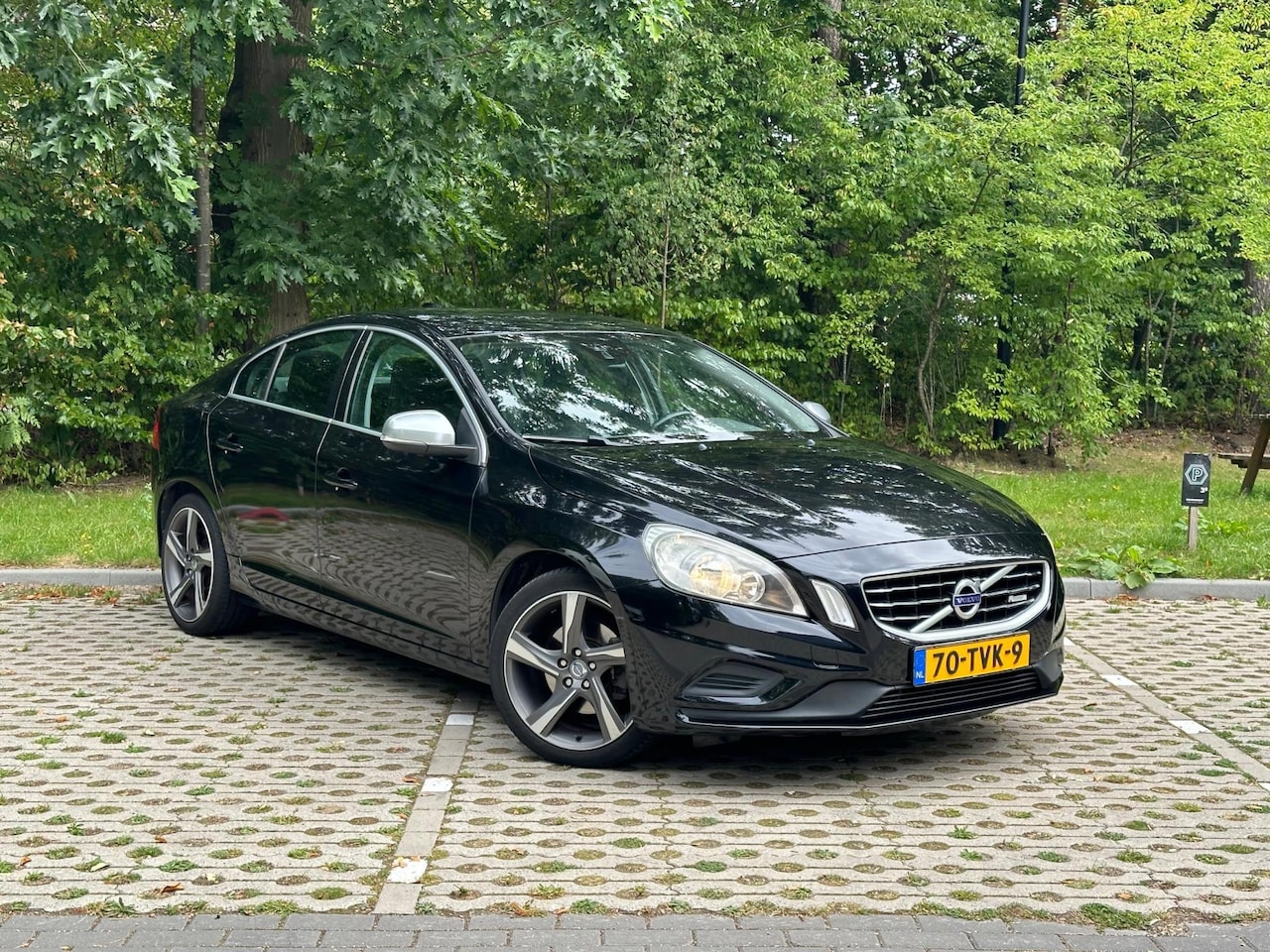 Volvo S60 - 1.6 T3 R-Design 1.6 T3 R-Design - AutoWereld.nl