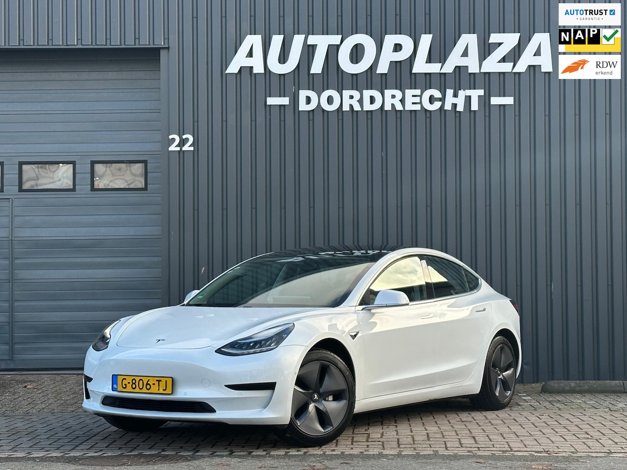 Tesla Model 3 - Standard RWD Plus 60 kWh SOH 90% - AutoWereld.nl