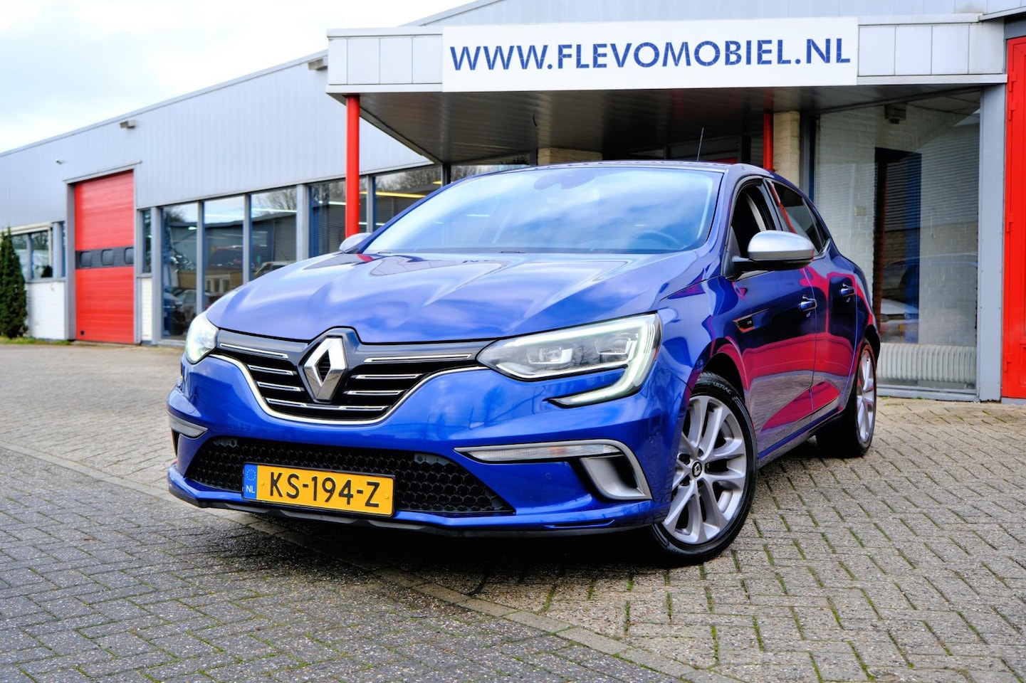 Renault Mégane - 1.2 TCe 132pk GT-Line Navi|Sporstoelen|Cam|ParkAssist|LMV - AutoWereld.nl