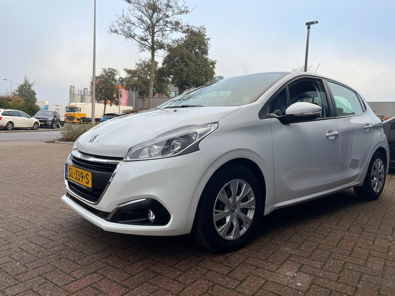 Peugeot 208 - 1.2 PureTech Blue Lion 1.2 PureTech Blue Lion - AutoWereld.nl