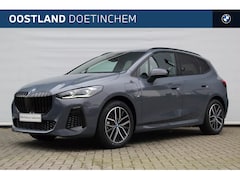 BMW 2-serie Active Tourer - 225e xDrive M Sport Automaat / Panoramadak / Trekhaak / M Adaptief onderstel / Adaptieve L