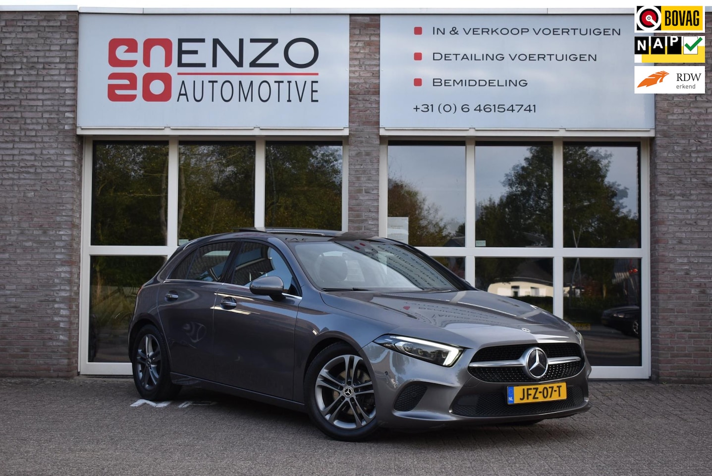 Mercedes-Benz A-klasse - 180 Business Solution Pano Ambiente ACC Vol Stoelv - AutoWereld.nl