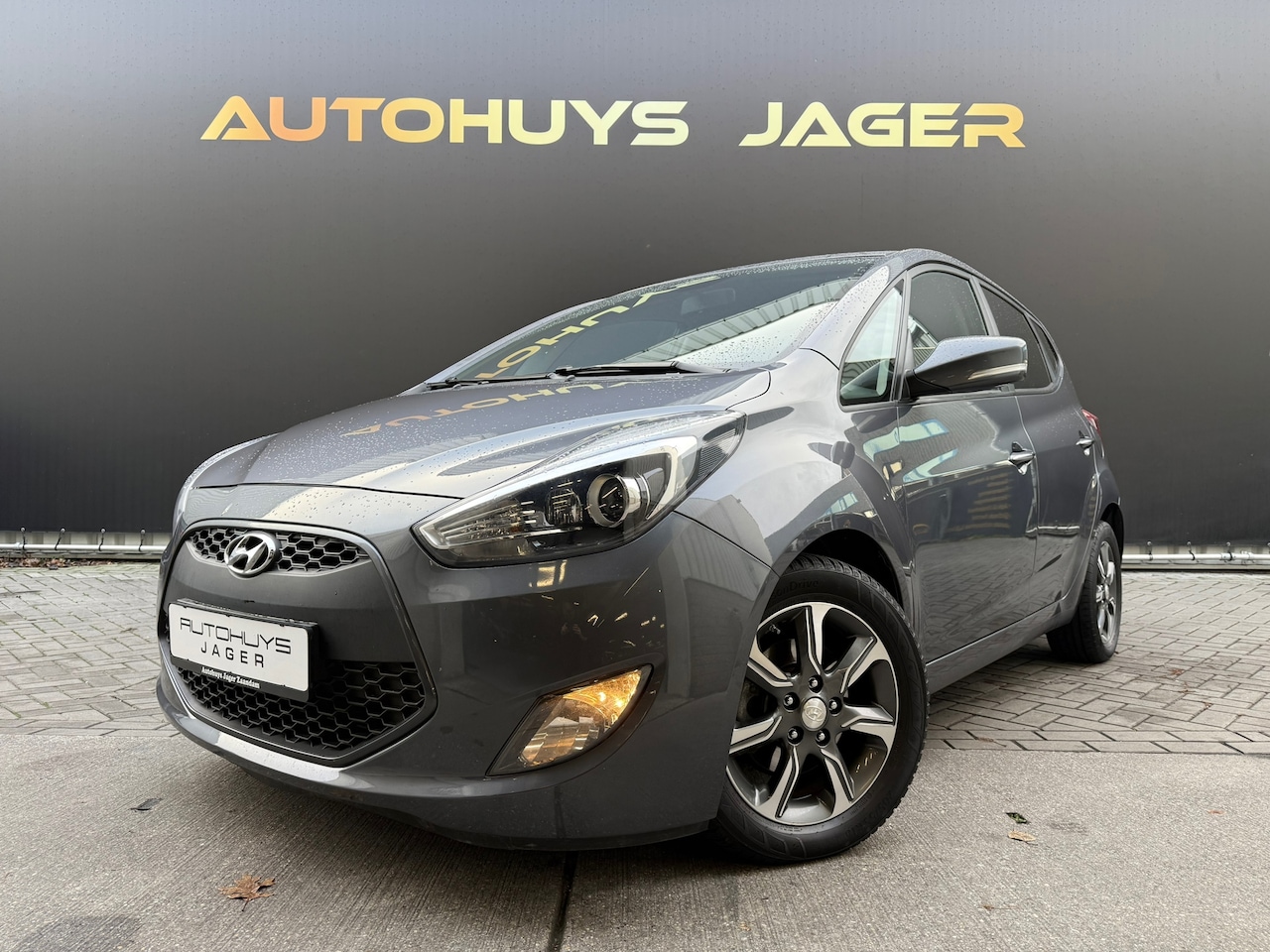 Hyundai ix20 - 1.6i Premium|Automaat|Camera|Stoelverwarming|Navi - AutoWereld.nl