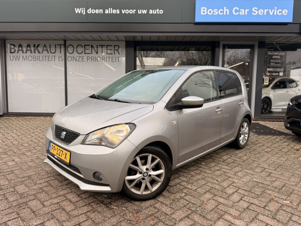 SEAT Mii - 1.0 Sport Intense | Parkeersensoren | Airco - AutoWereld.nl