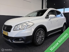 Suzuki SX4 S-Cross - 1.6 Exclusive CLIMA / CRUISE / KEYLESS / LMV / NAP / PARELMOER