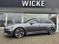 Audi A4 Avant - 2.9 TFSI RS 4 quattro 450PK B&O 3D Pano Carbon Massage Leder