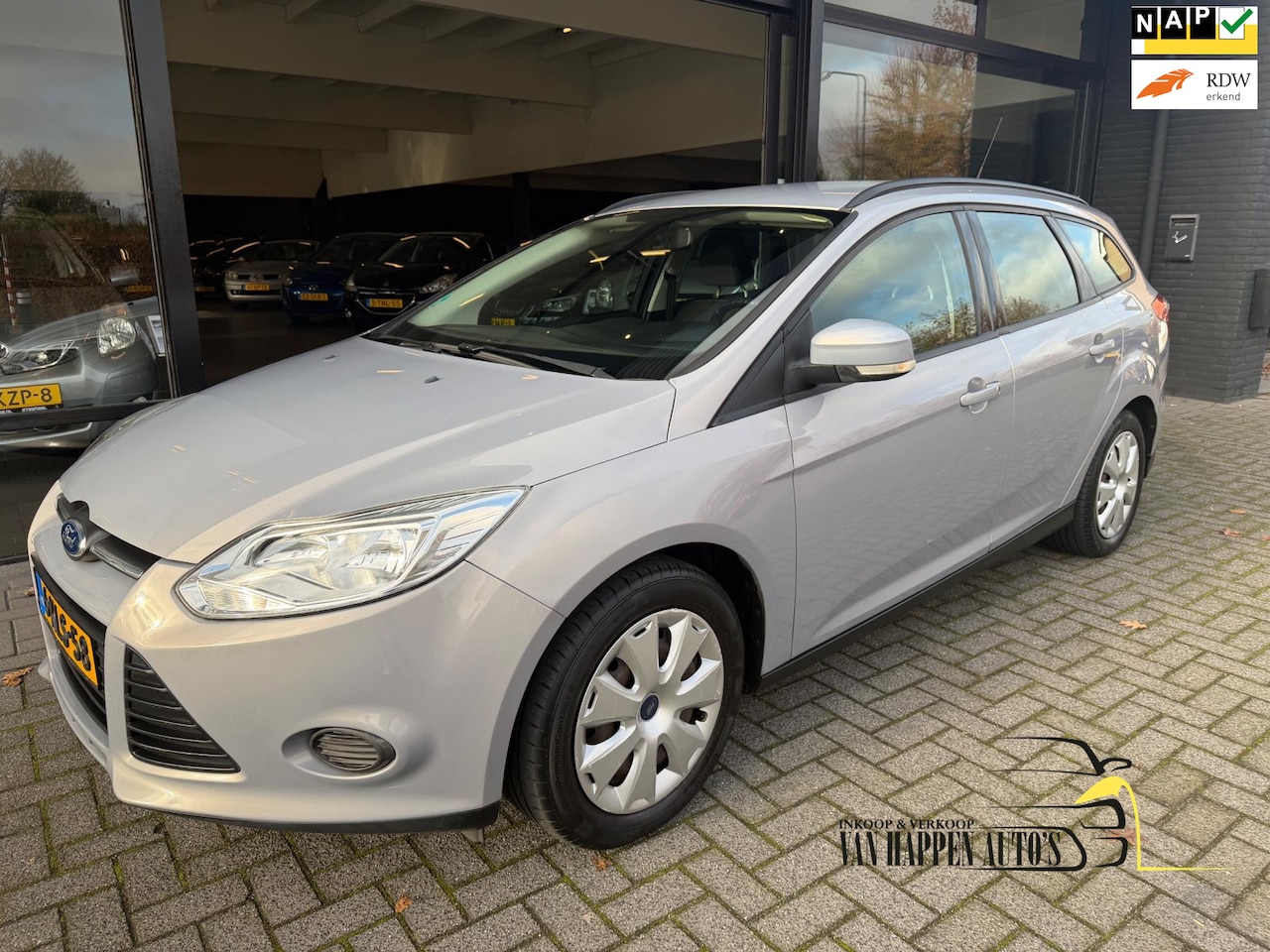 Ford Focus Wagon - 1.0 EcoBoost Trend 1.0 EcoBoost Trend - AutoWereld.nl