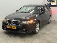 Honda Accord Tourer - 2.0i Comfort / NIEUWE APK / NAP / RIJDT SCHAKELT GOED