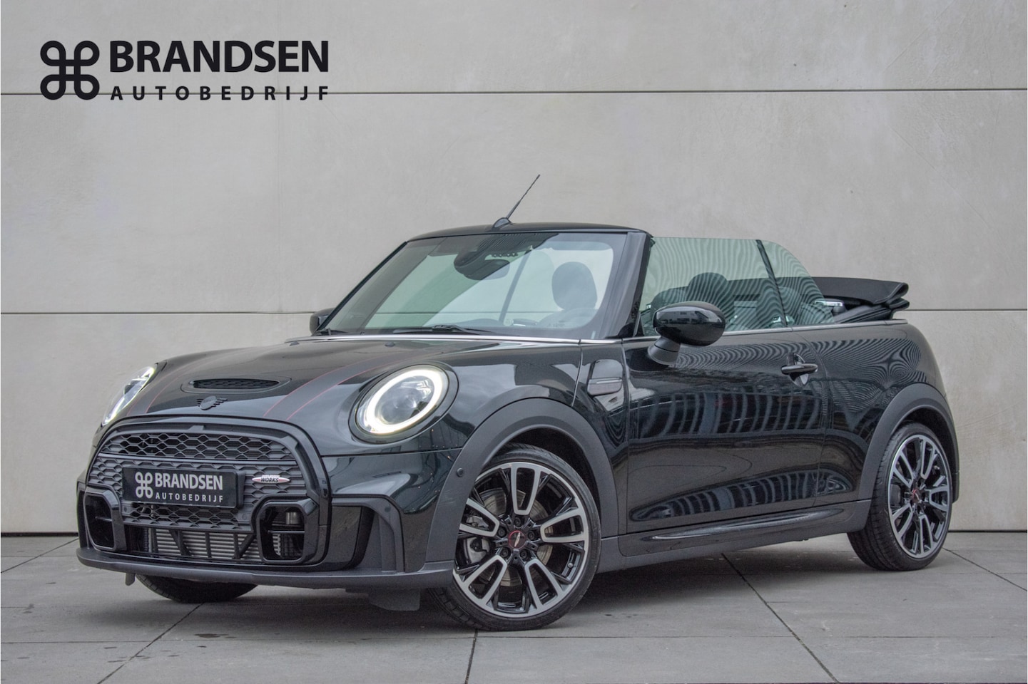 MINI Cabrio - Mini 2.0 Cooper S Rockingham GT Edition -18"- Leer-JCW Pakket- - AutoWereld.nl