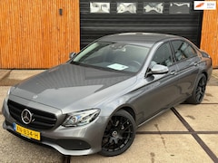 Mercedes-Benz E-klasse - 200 Premium Plus Adaptive cruise