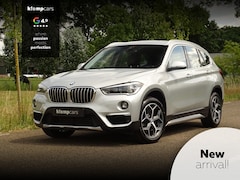 BMW X1 - xDrive20i High Executive | X-line | Carplay* | Leer | Ad.Cruise | Lane | HUD | Full option