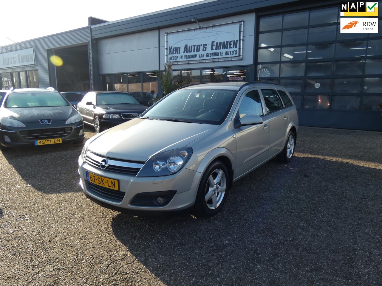 Opel Astra Wagon - 1.6 Edition|Airco|Extra Winterbanden|LM-Velgen|Trekhaak|Cruise Control!! - AutoWereld.nl
