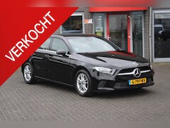 Mercedes-Benz A-klasse - 180 Style Clima/Camera/Dealer onderhoud Incl Garantie