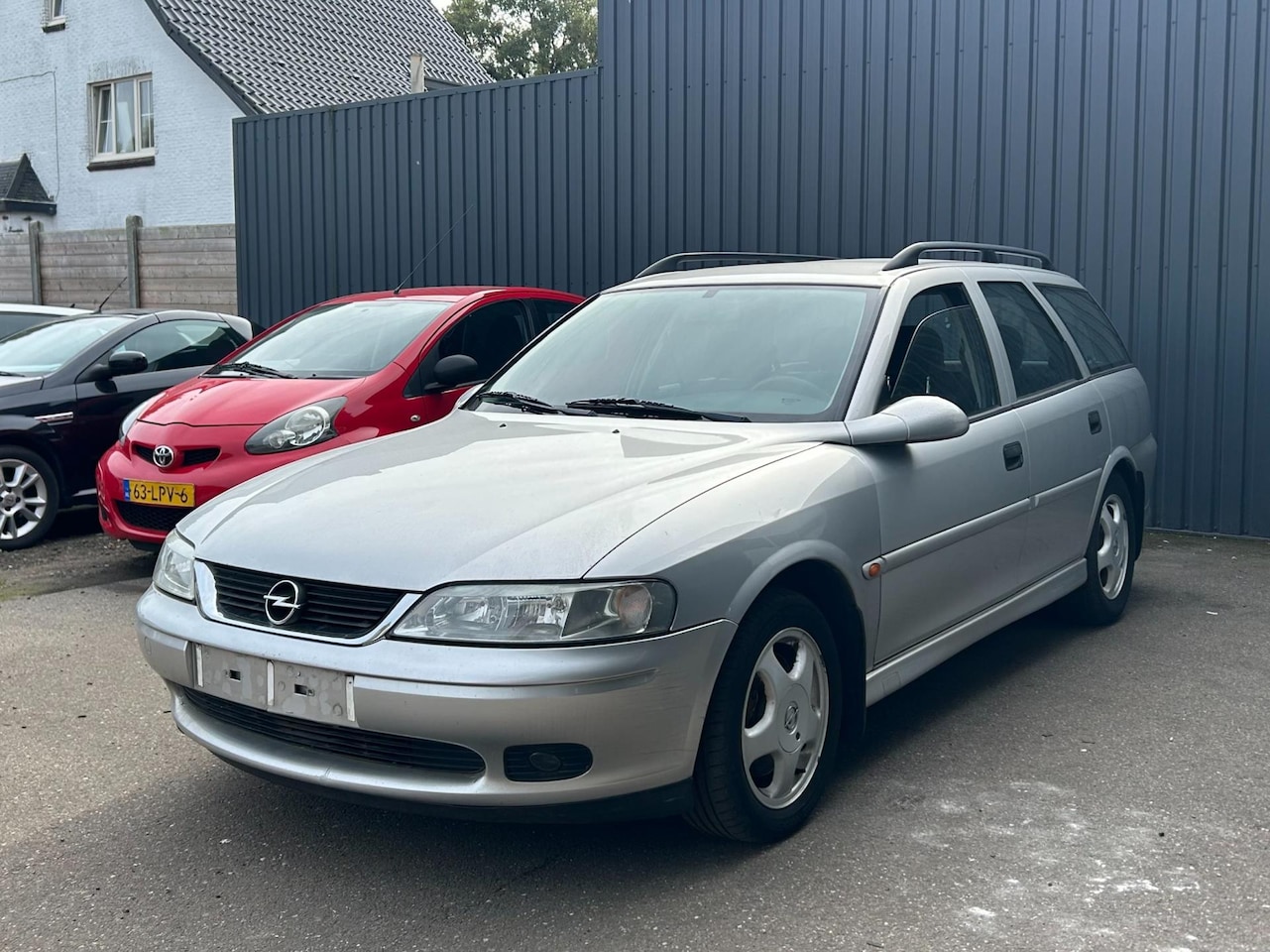 Opel Vectra Wagon - 1.8-16V Centennial 1.8-16V Centennial - AutoWereld.nl