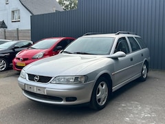 Opel Vectra Wagon - 1.8-16V Centennial