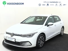 Volkswagen Golf - 1.4 eHybrid Style | Parkeersensoren | 3-zone airco | Stoel- en stuurwielverwarming | Adapt