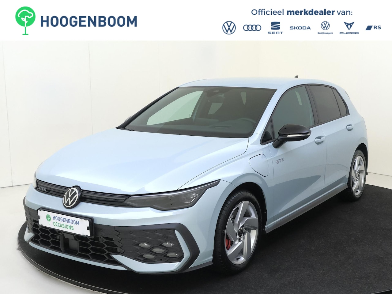 Volkswagen Golf - 1.5 eHybrid GTE | Trekhaak | Achteruitrijcamera | Head-up display | LED matrix verlichting - AutoWereld.nl