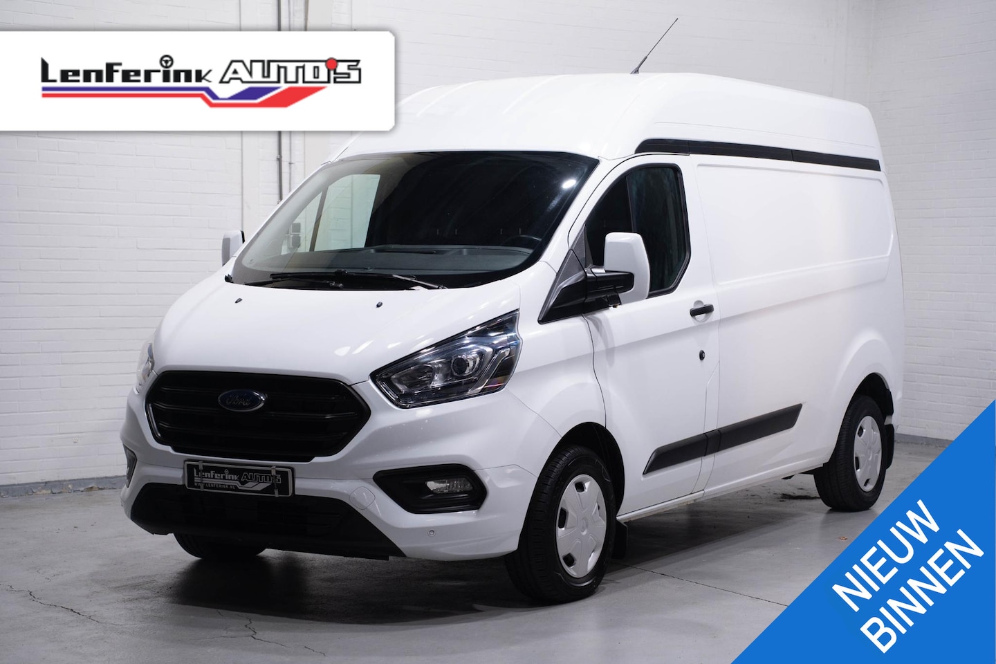 Ford Transit Custom - 2.0 TDCi 130 pk L2H2 Hoog Dak Airco, Trekhaak Cruise Control, PDC V+A, - AutoWereld.nl