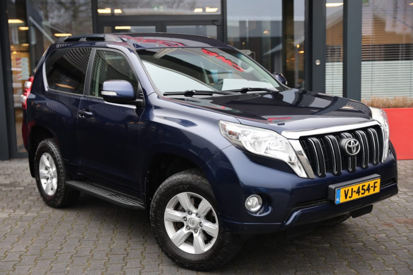 Toyota Land Cruiser 150 - 3.0 D-4D 3DRS VX A/T VAN - AutoWereld.nl