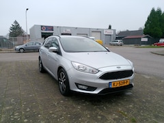 Ford Focus - 1.0 TITANIUM