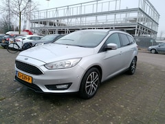 Ford Focus - 1.0 TITANIUM