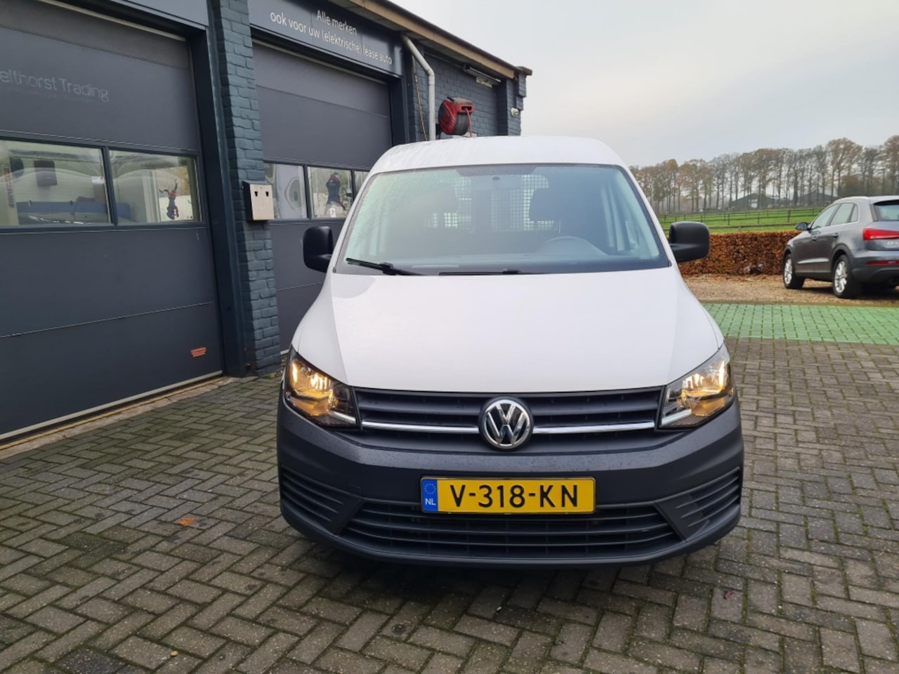 Volkswagen Caddy - 2.0 TDI Euro 6 Airco PDC lage Kmstand - AutoWereld.nl