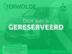 Mitsubishi Outlander - 2.4 PHEV Pure | 8 jaar garantie | €6.000 korting + €500 accessoire korting | Adaptieve cru