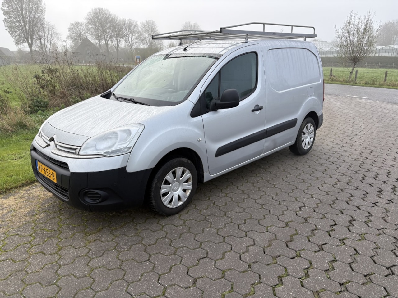 Citroën Berlingo - 1.6 e-HDI 2015 slechts 146DKM - AutoWereld.nl