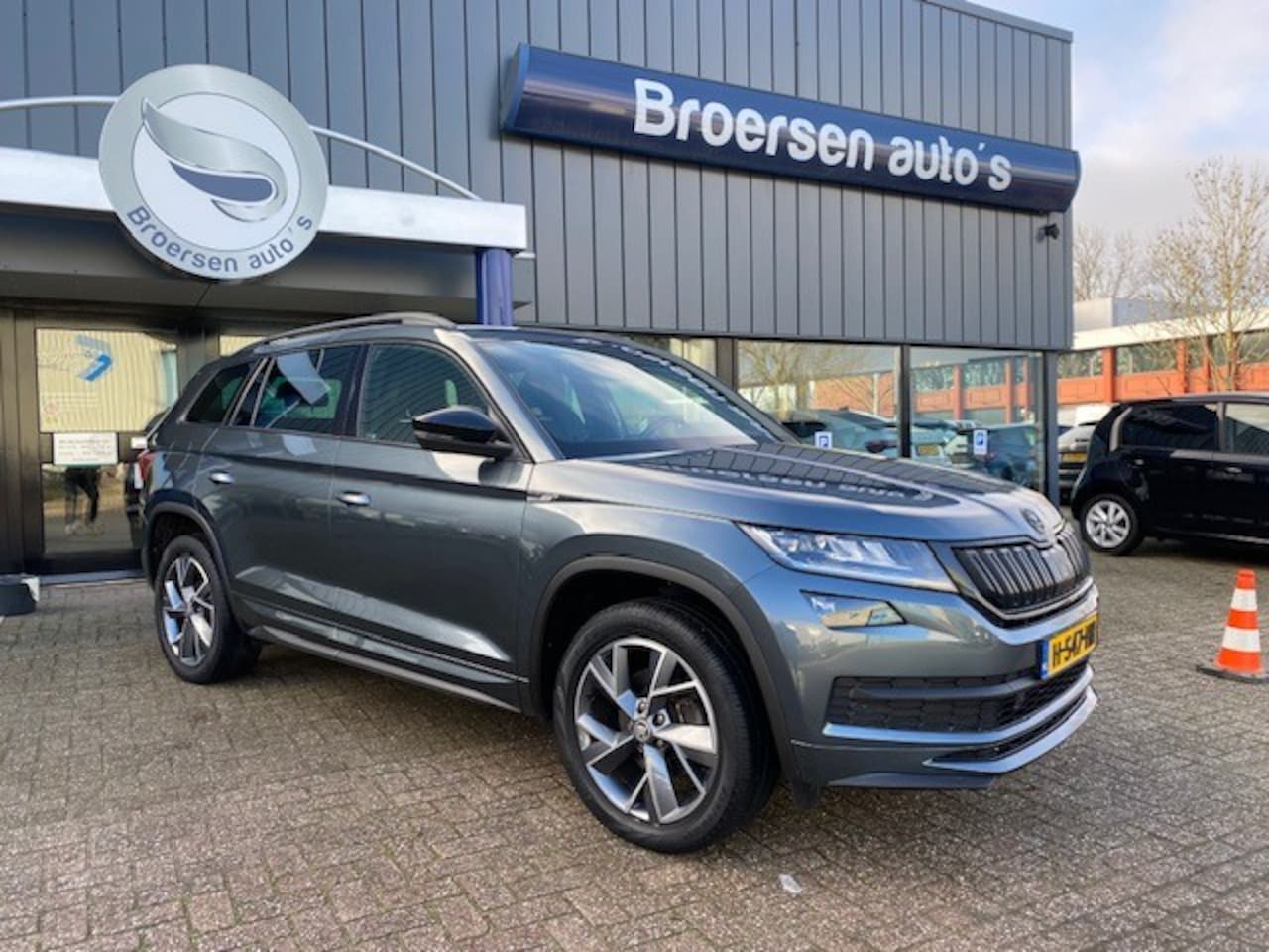 Skoda Kodiaq - 1.5 TSI 150pk DSG-7 Sportline Business Panorama dak - AutoWereld.nl