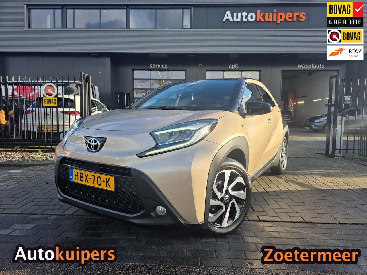 Toyota Aygo X - 1.0 VVT-i S-CVT Pulse | Met o.a. lane assist, cruise control, achteruitrijcamera en AppleC - AutoWereld.nl