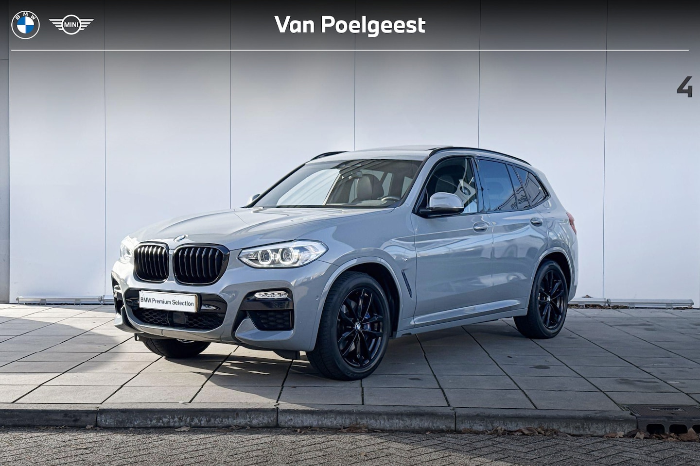 BMW X3 - xDrive30i High Executive M-Sport / Panorama Dak / Getint Glas achter / M-Sport Pro / Adapt - AutoWereld.nl